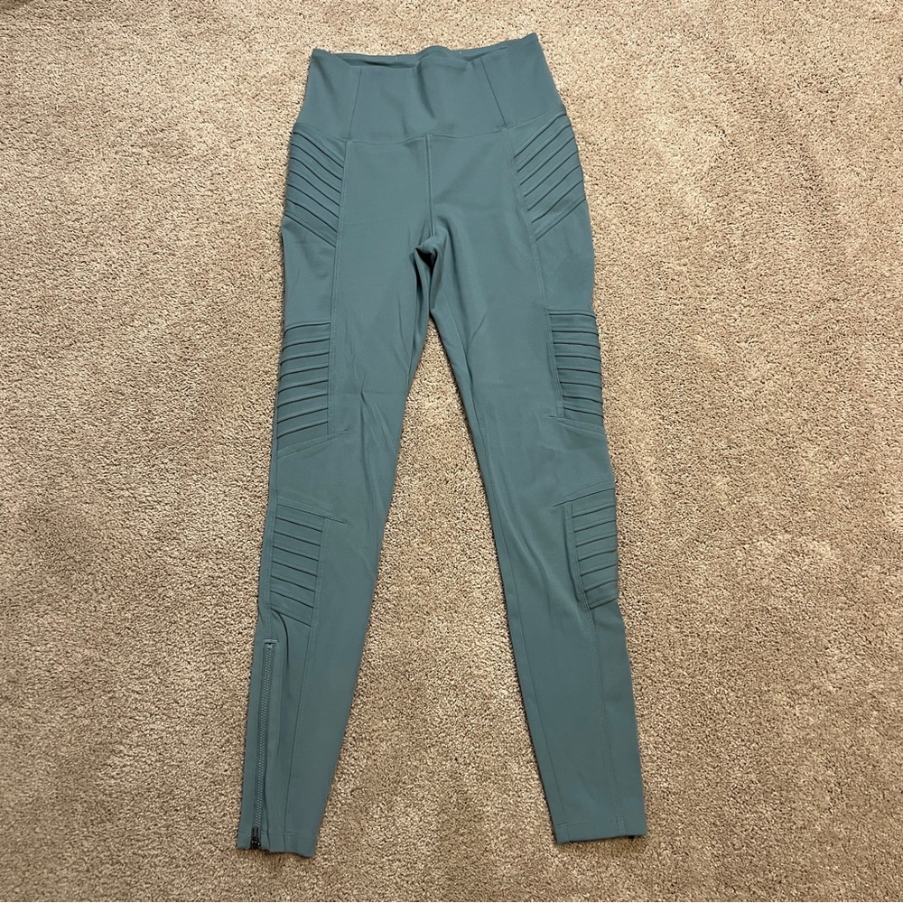 Women’s XS Athleta Delancey Moto Tight Leggings